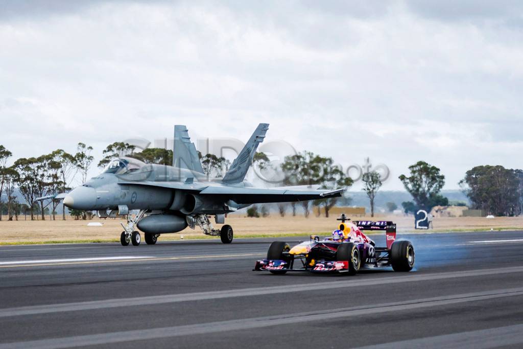 Infiniti Red Bull adu...