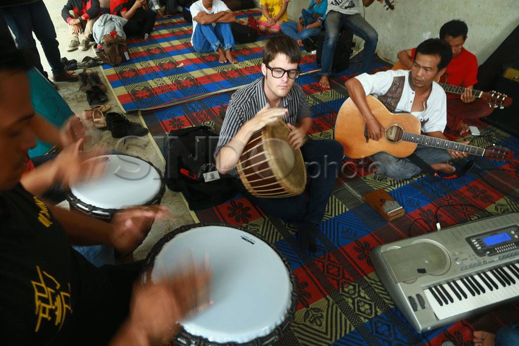 Penelitian alat musik...