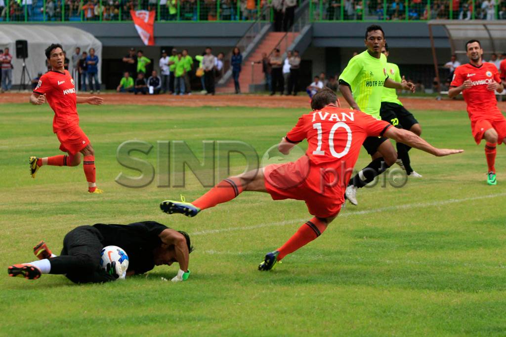 Persija vs Persipasi...
