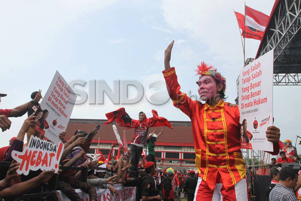 Kampanye perdana Megawati...