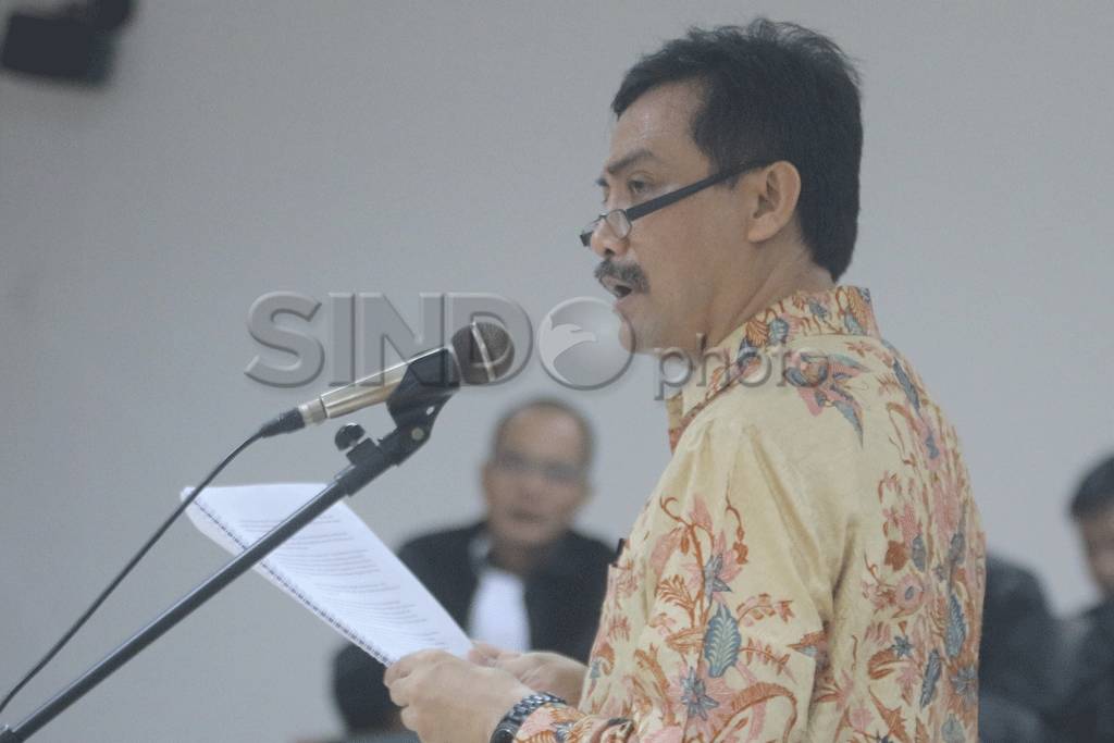 Andi Mallarangeng bacakan...