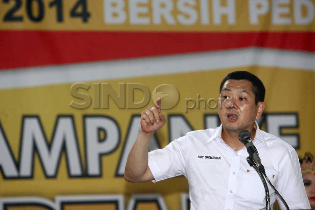 Ribuan simpatisan partai...