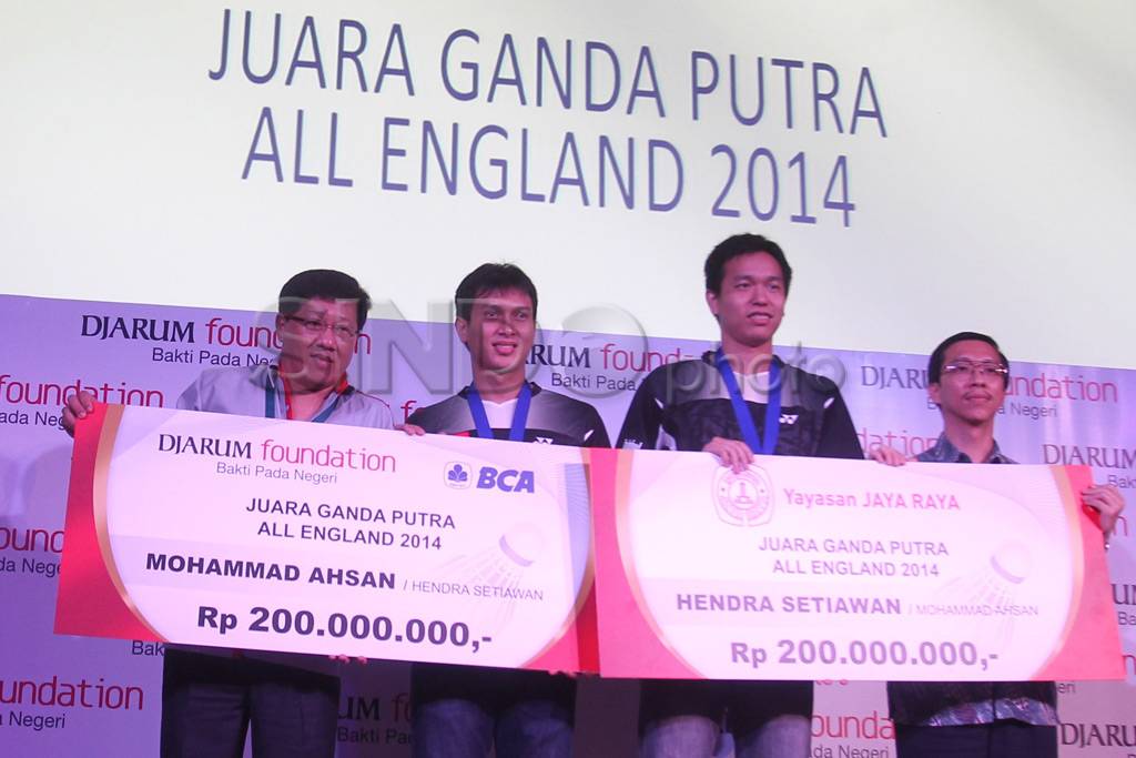Juara All Englan terima...