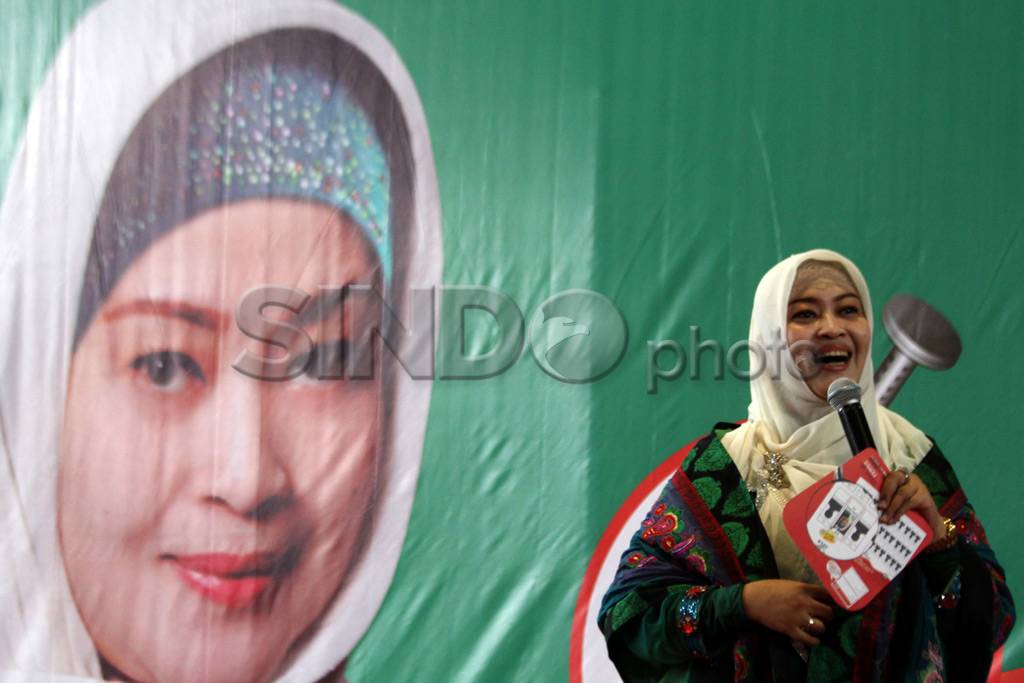 Kampanye perdana Fahira...
