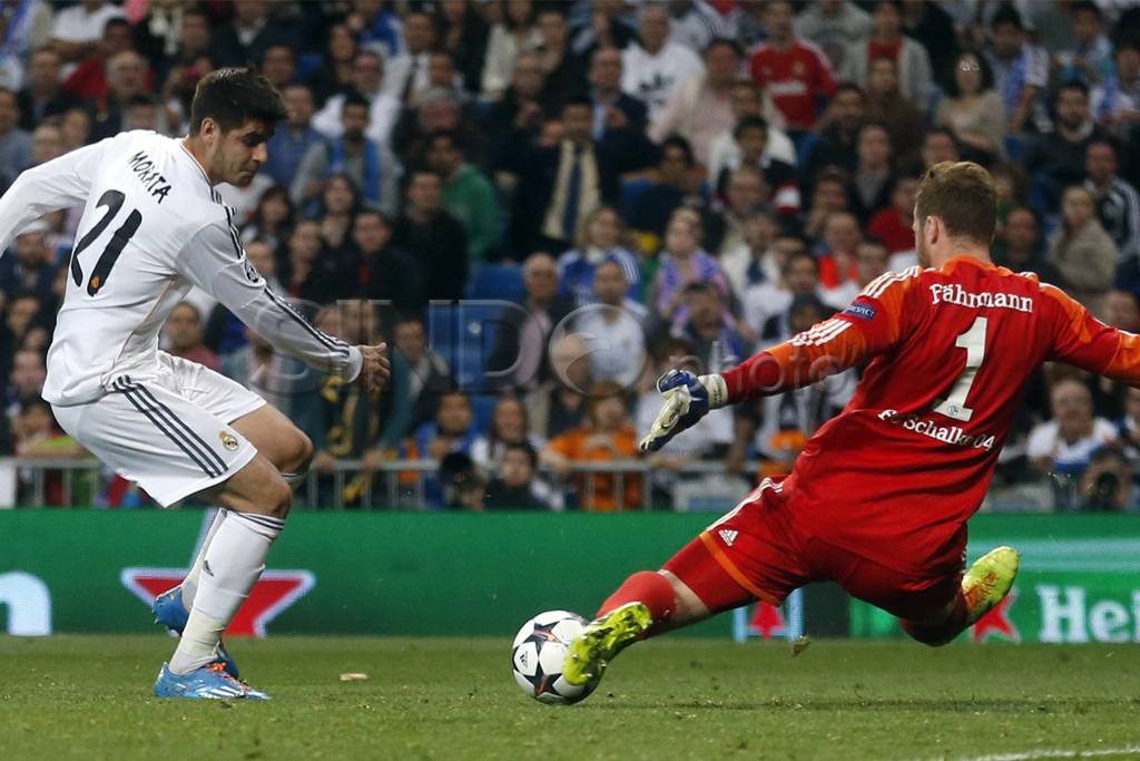 Real Madrid lolos ke...