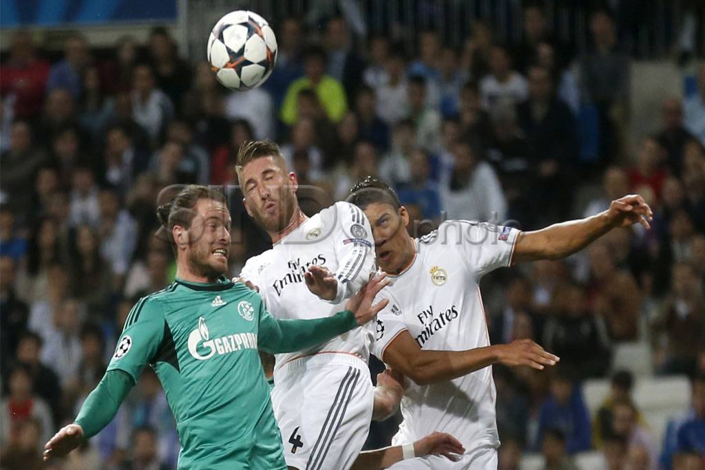 Real Madrid lolos ke...