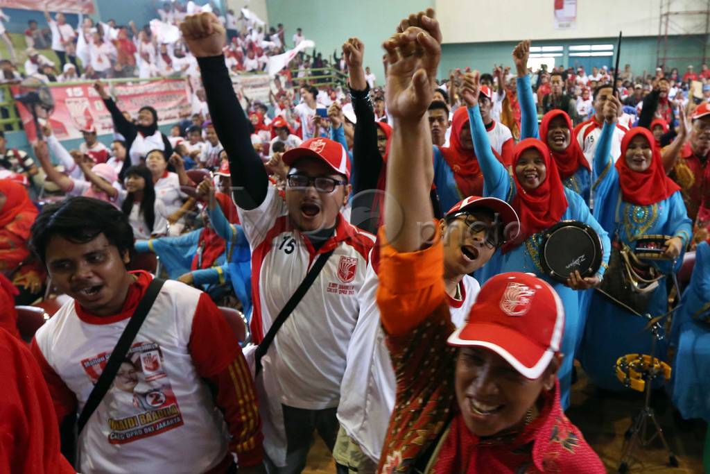Kampanye PKPI di GOR...