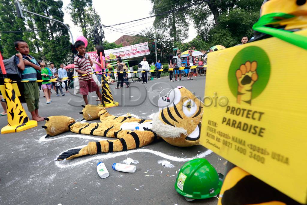 Greenpeace Bandung serukan...