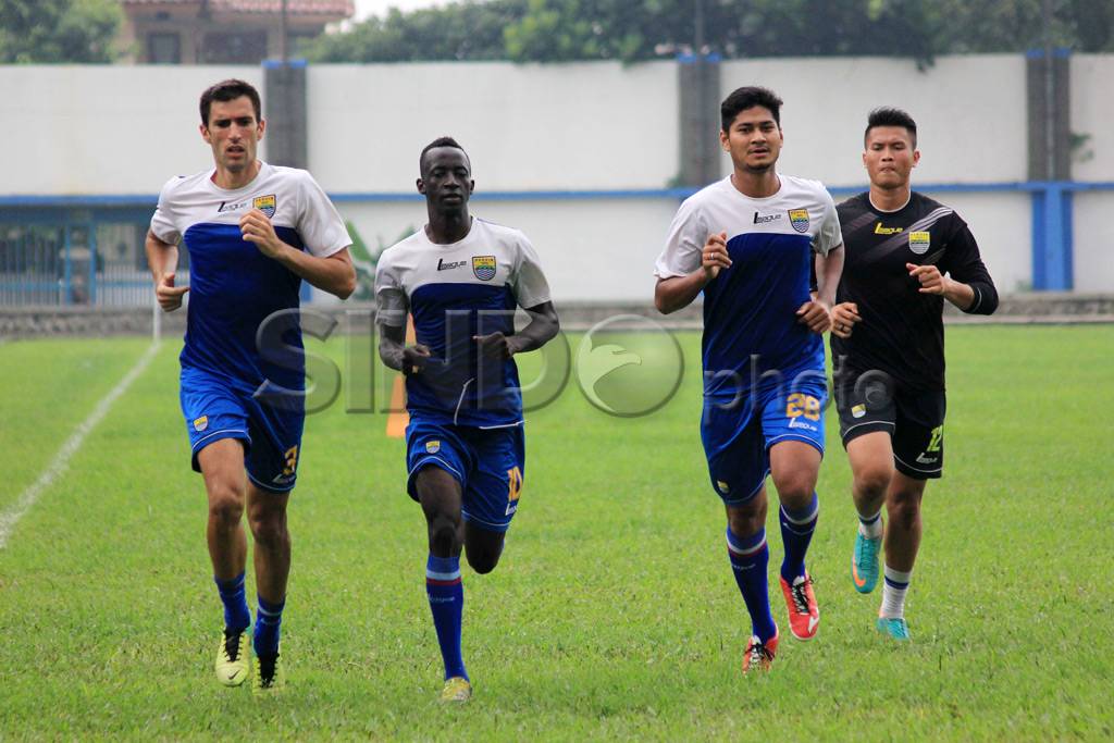 Libur kompetisi, pemain...