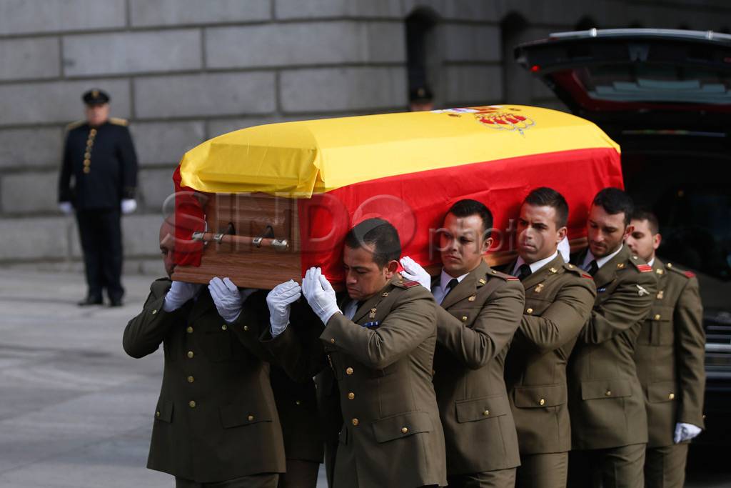 Mantan PM Spanyol Adolfo...