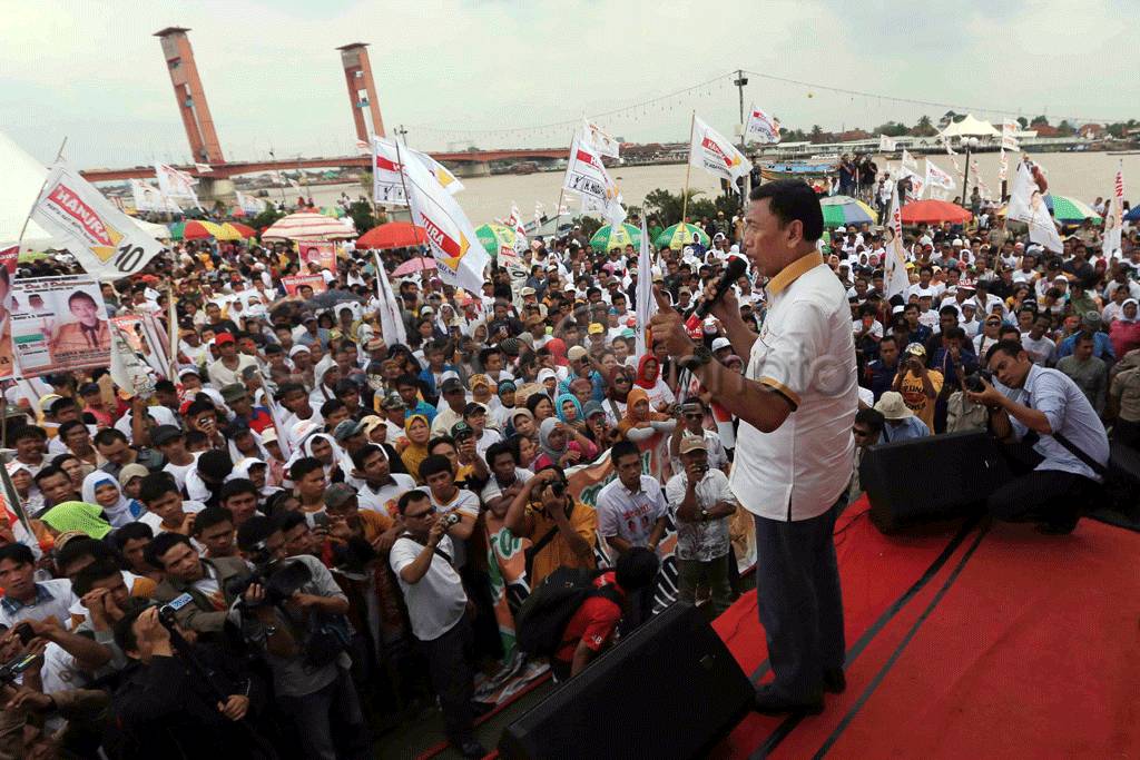 Capres Wiranto ajak...