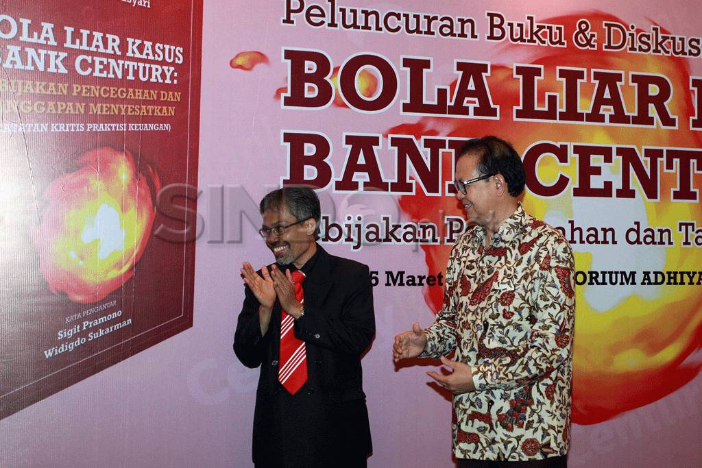 Peluncuran buku Bola...