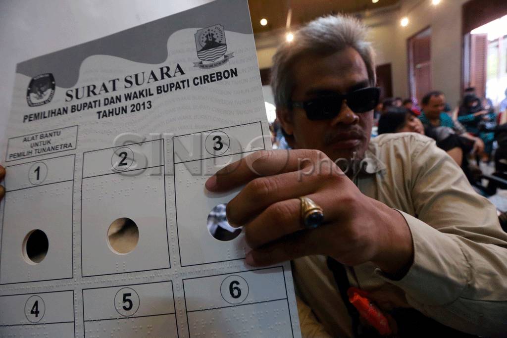 Forum Tunanetra Menggugat...