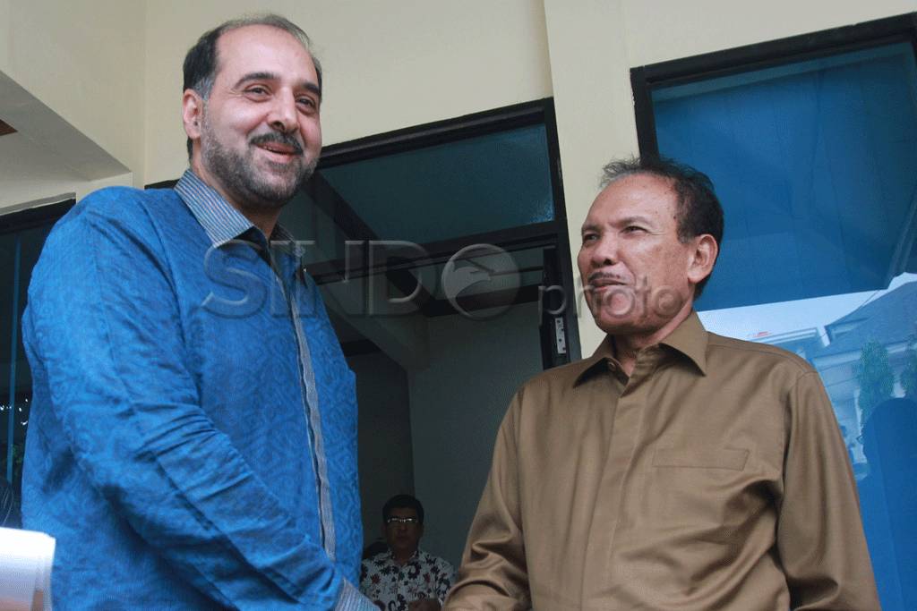 Duta Besar Iran datangi...