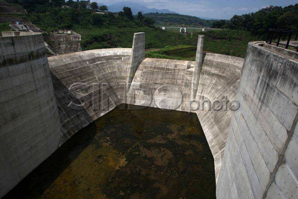 Waduk Jatibarang siap...