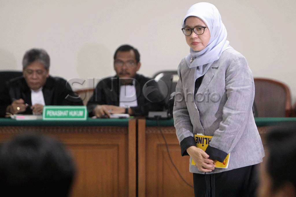 Chairun Nisa diganjar...