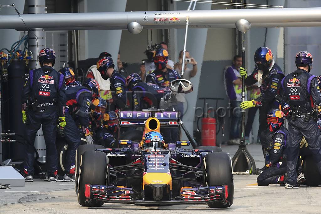Hamilton rebut kemenangan...