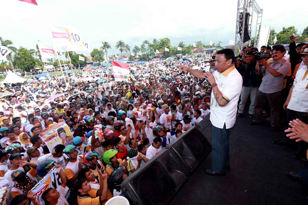 Wiranto ajak ribuan...