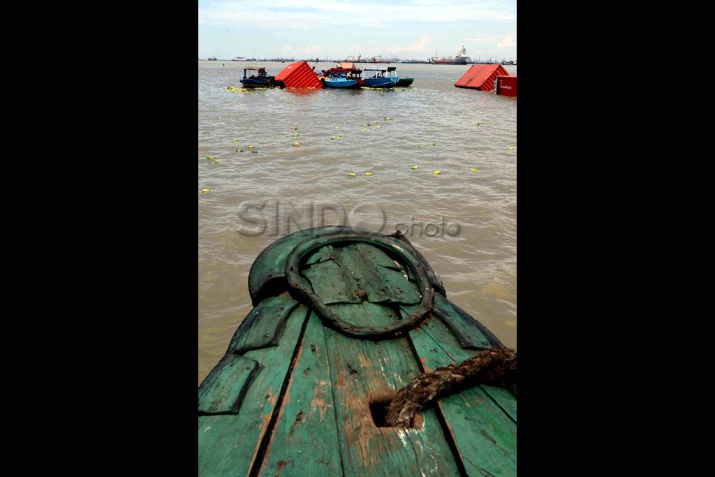 KM Journey tenggelam...