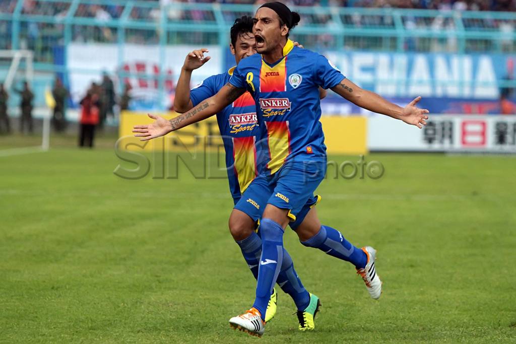 AFC 2014, Arema Cronus...