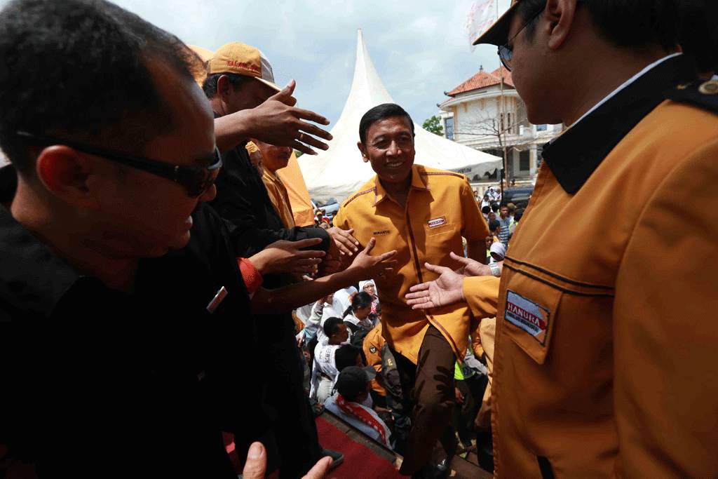 Capres Wiranto ajak...