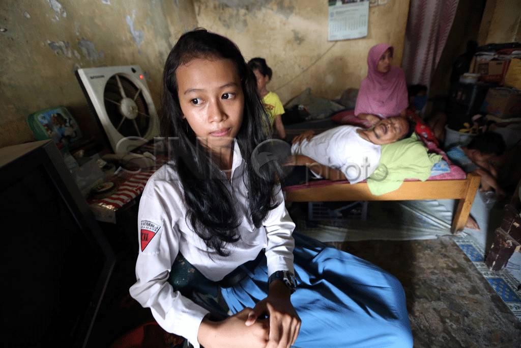 Demi orang tua yang...