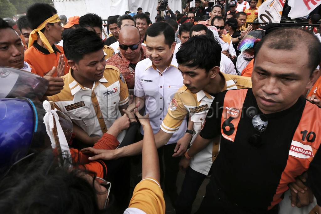 Kader dan simpatisan...