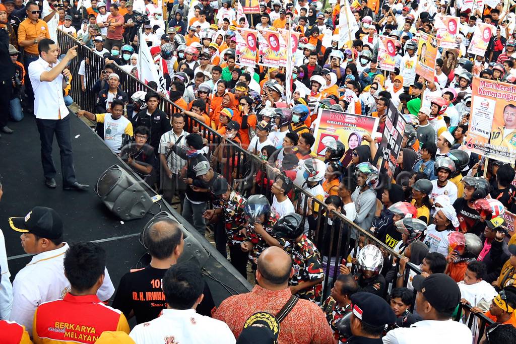 Ribuan kader dan simpatisan...