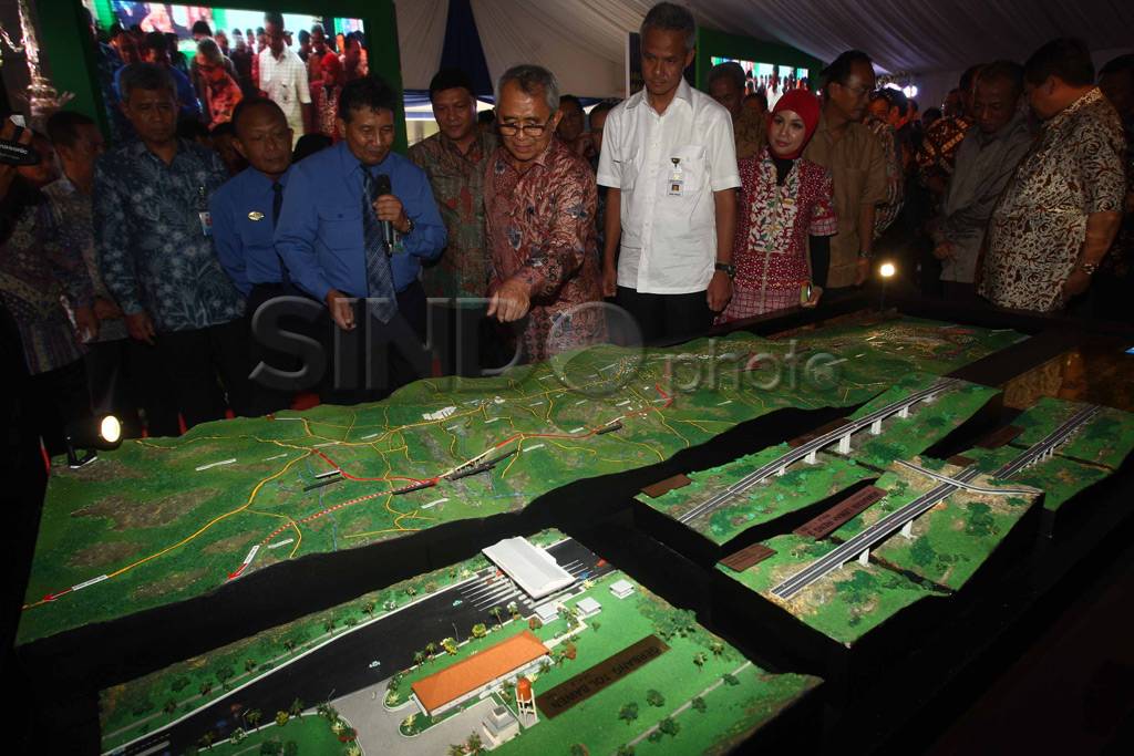 Ruas Tol Ungaran-Bawean...