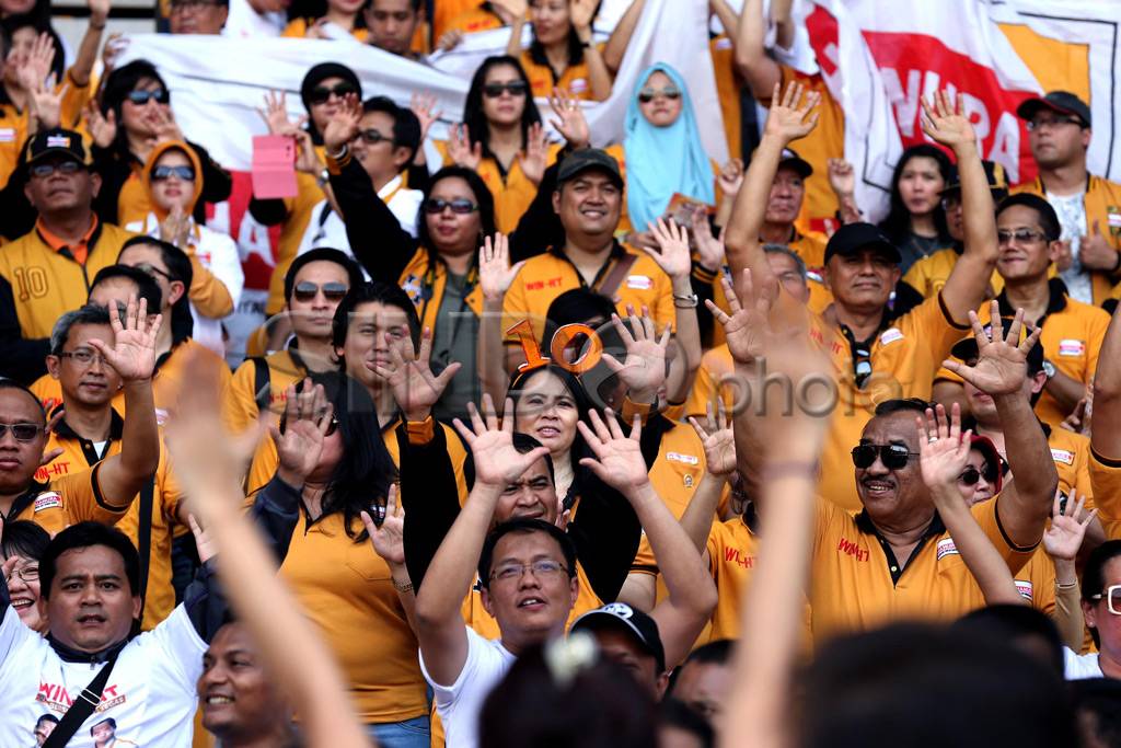 Hadiri kampanye di GBK,...