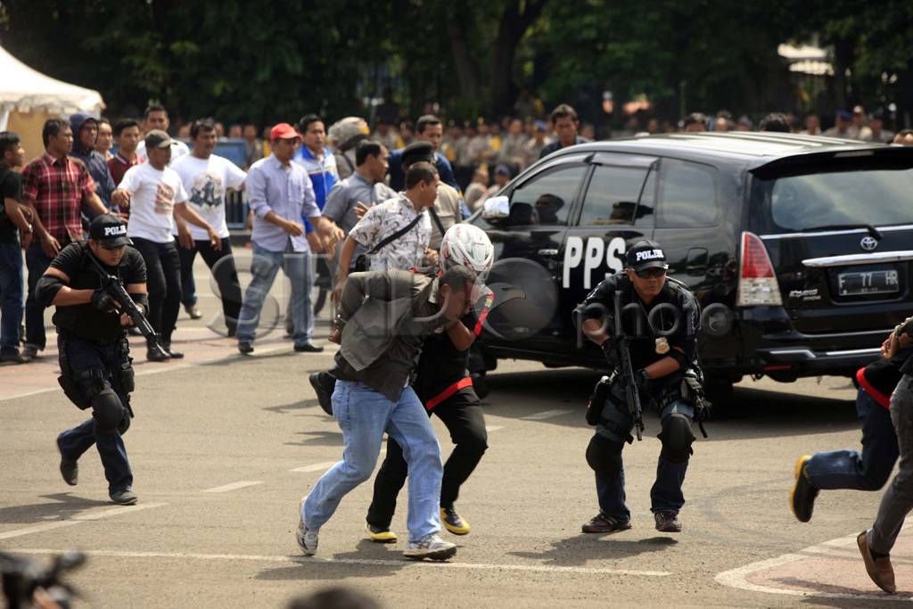 Simulasi pengamanan...
