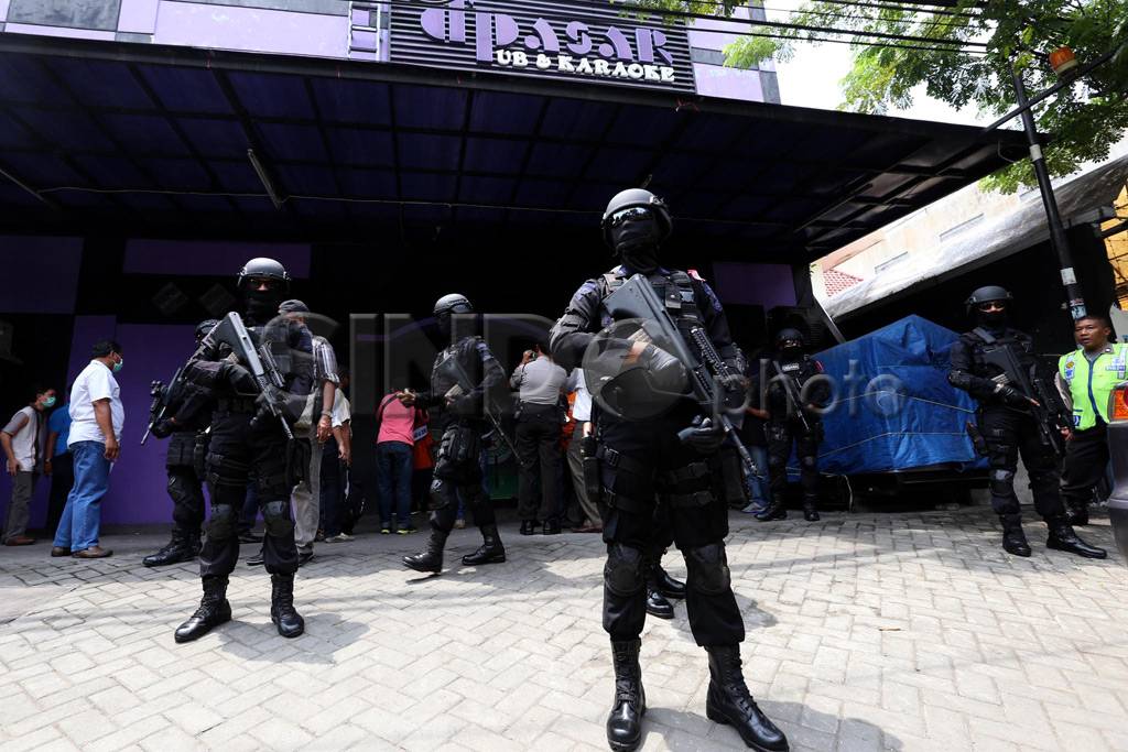 Tersangka teroris jalani...