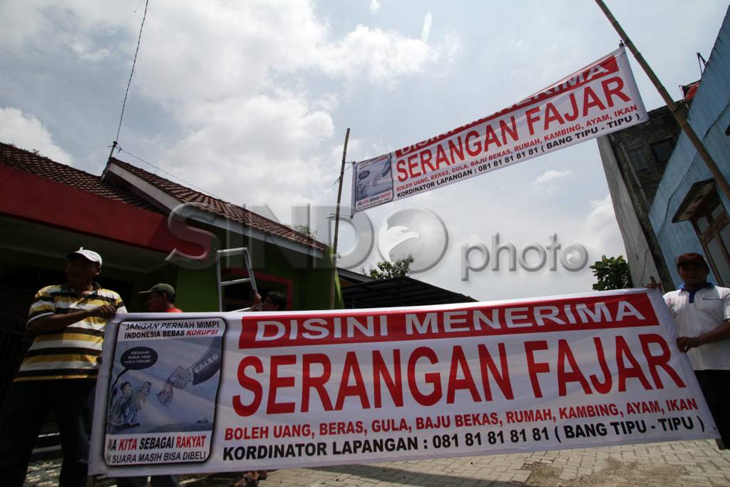 Disini menerima serangan...