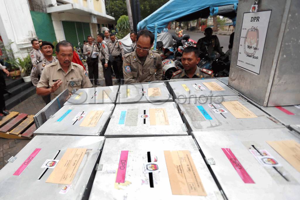 Polisi kawal pendistribusian...