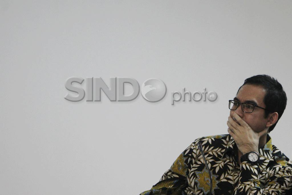 Wawan dengarkan keterangan...