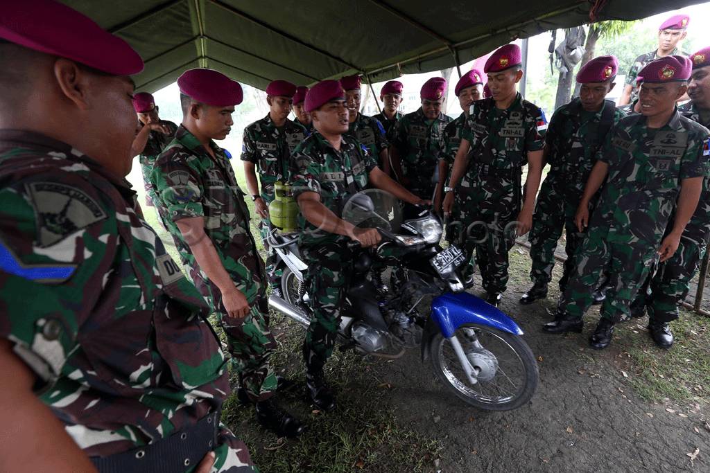 Jalankan tugas di pulau...