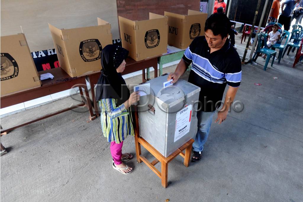 Surat suara tertukar,...
