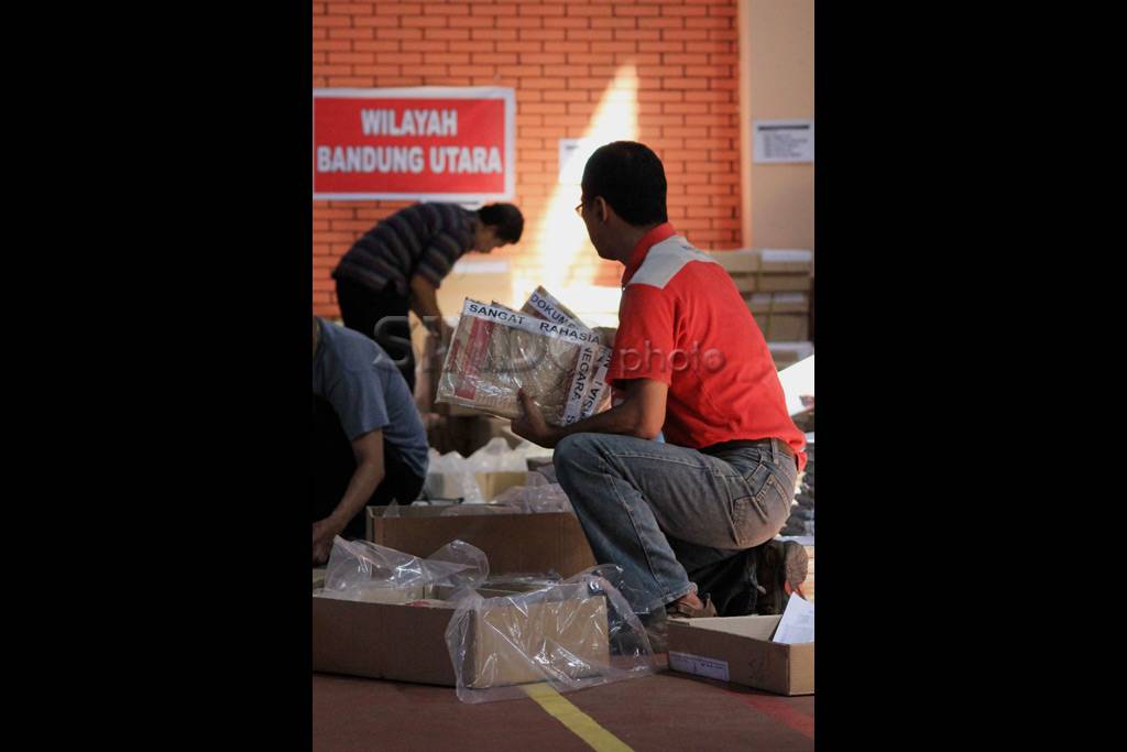 Hindari kesalahan, petugas...