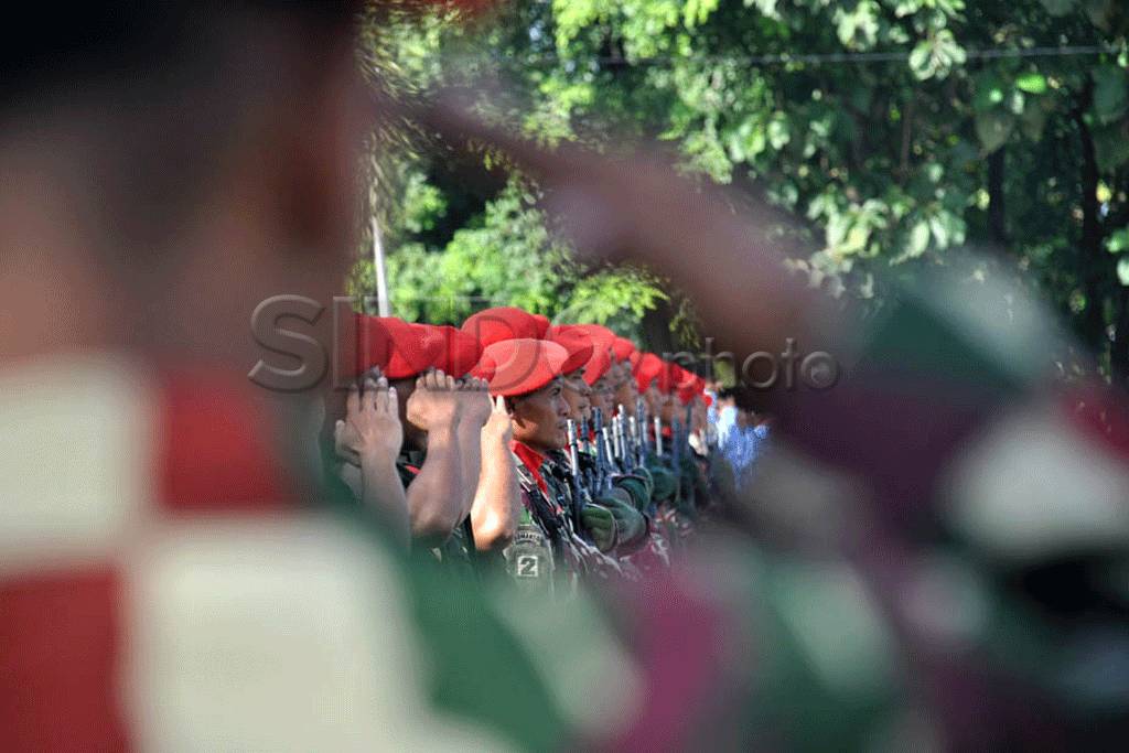 Peringati HUT, prajurit...