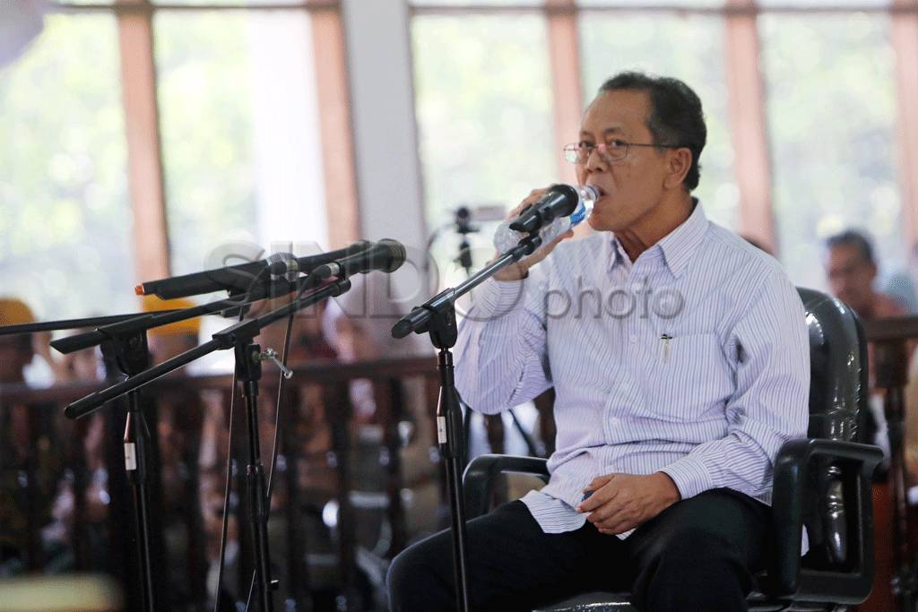 Dada Rosada bacakan...