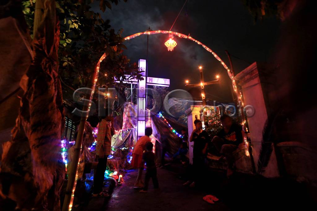 Hiasan lampion sambut...