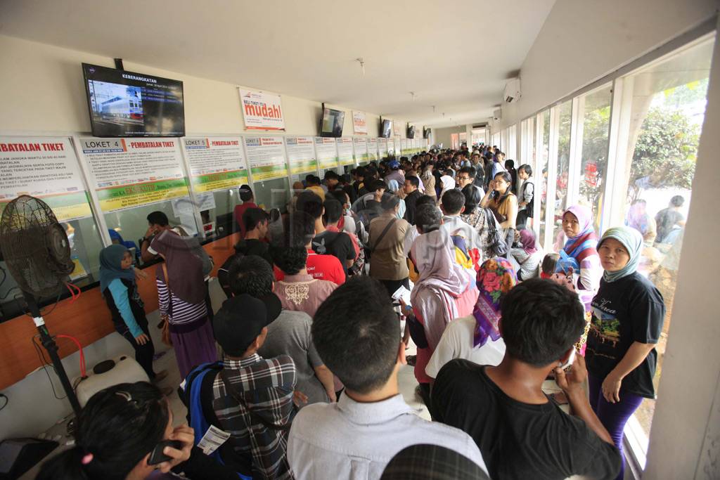 Libur panjang, ratusan...