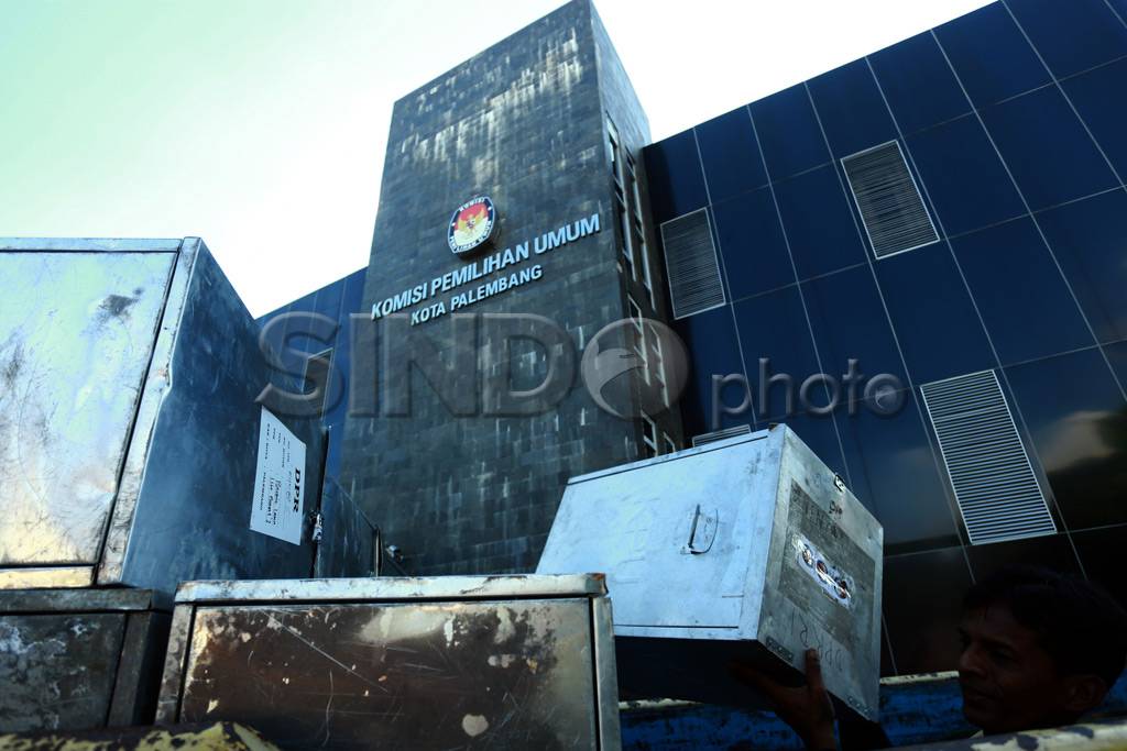 Logistik pileg mulai...