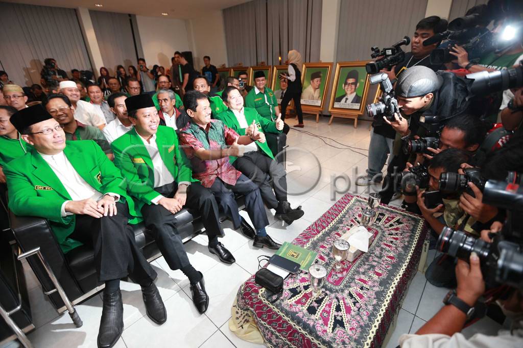 Tanpa SDA, Rakernas...