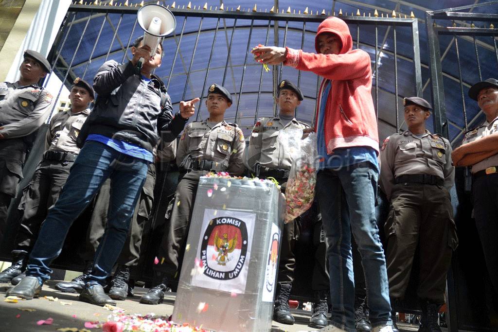Jaringan Masyarakat...
