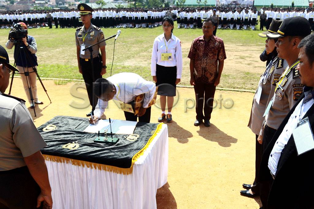 Ribuan peserta seleksi...