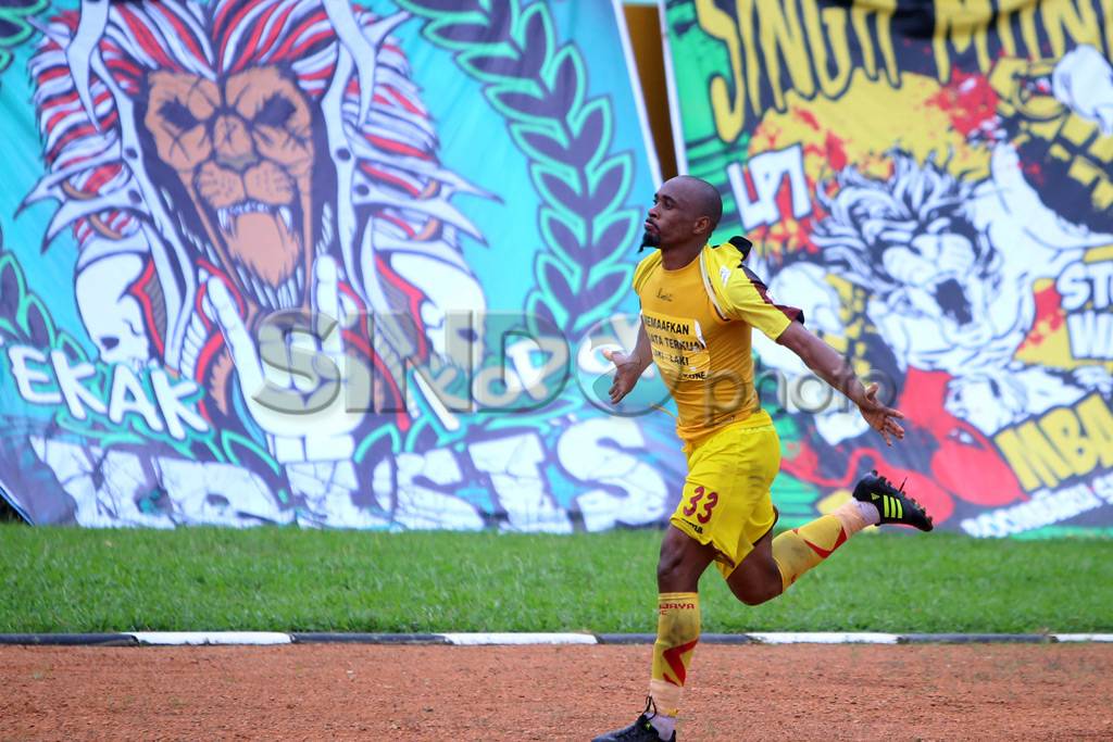Gol tunggal Lancine...