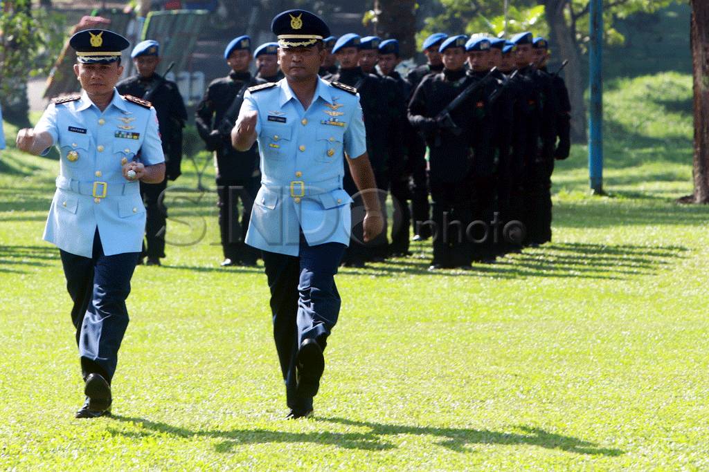 Serah terima jabatan...