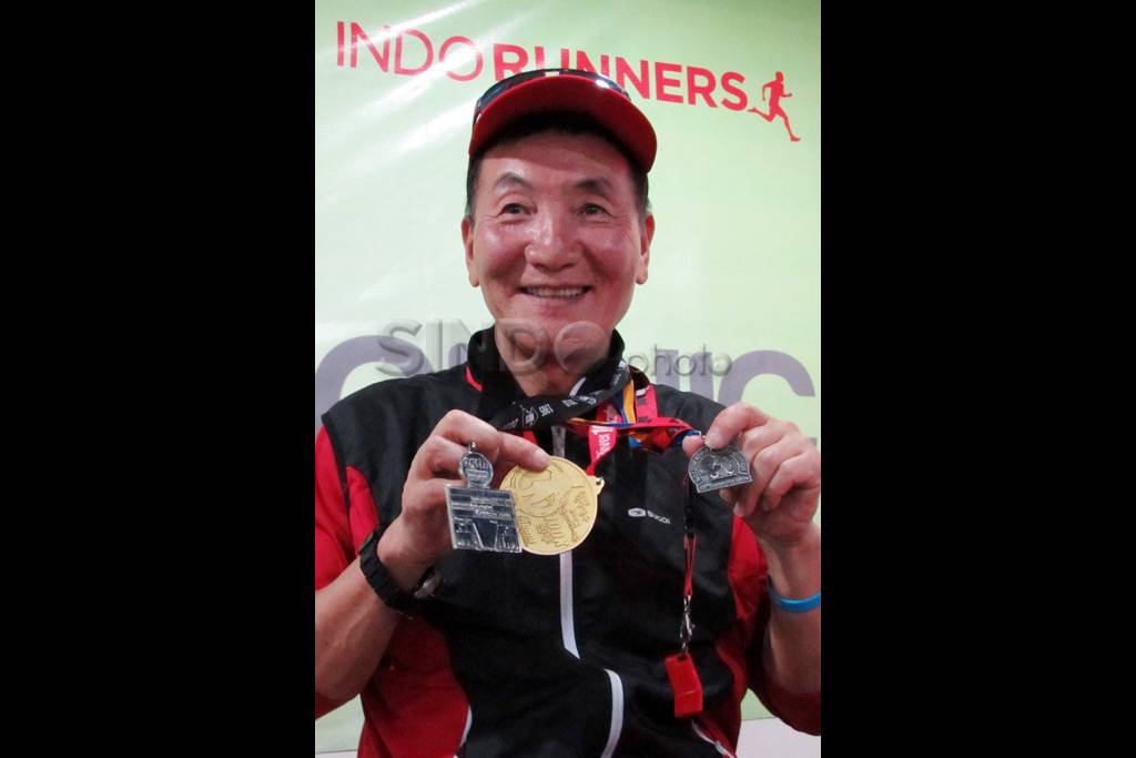 Peserta kompetisi Ironman...