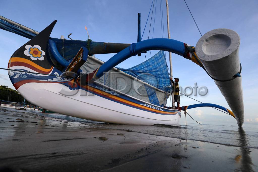 Menjejak pasir putih...